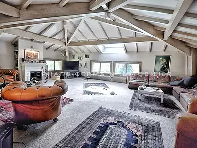 Maison, 225 m²