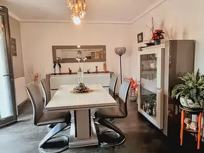 Maison, 230 m²