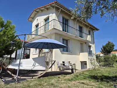 Maison, 190 m²