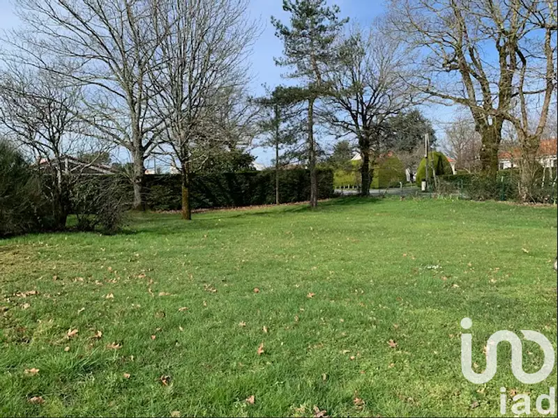 Terrain, 914 m²