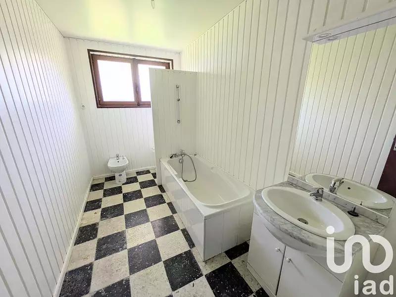 Maison, 203 m²