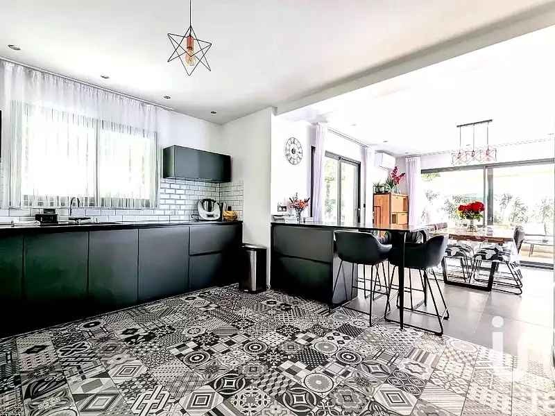 Maison, 122 m²