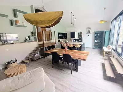 Maison, 270 m²