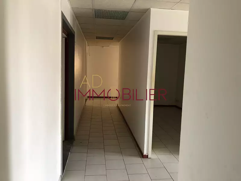 Divers, 271,57 m²