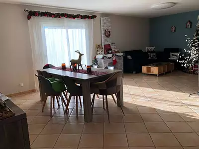 Maison, 94 m²