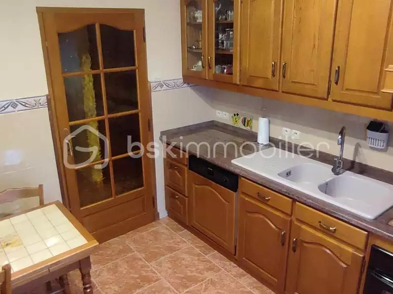 Maison, 175 m²