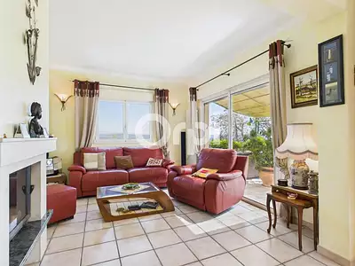 Maison, 142 m²