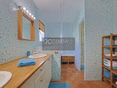Maison, 310 m²
