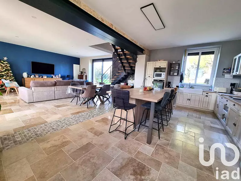 Maison, 212 m²