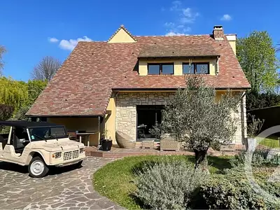 Maison, 243 m²