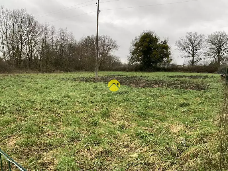 Terrain, 2 424 m²
