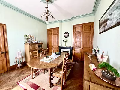 Maison, 198 m²