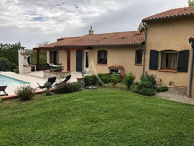 Maison, 156 m²