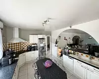 Maison, 182 m²
