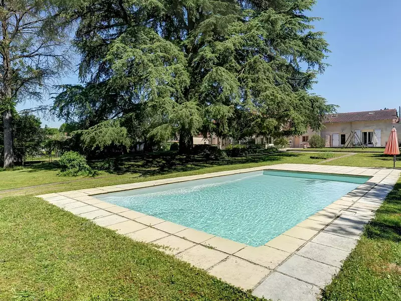 Maison, 204 m²