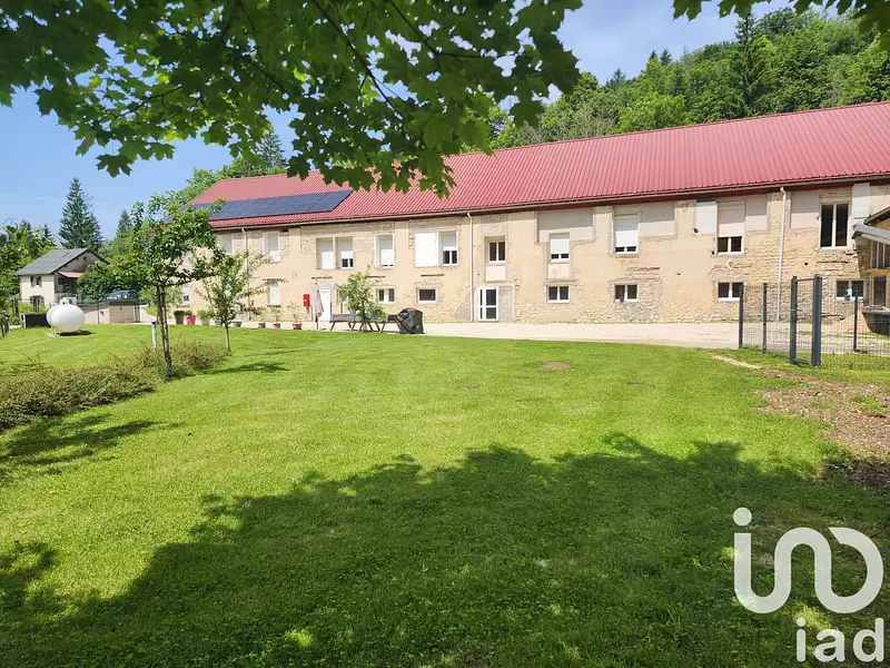 Maison, 891 m²