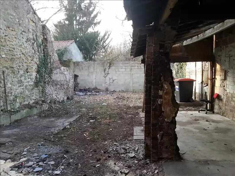 Terrain, 131 m²