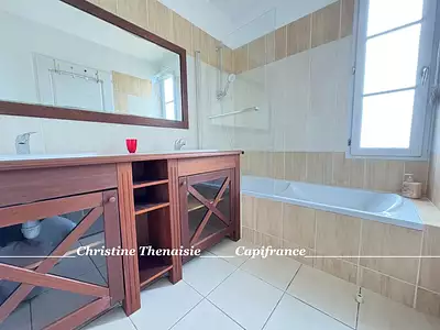 Maison, 105 m²