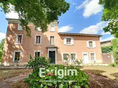 Maison, 330 m²