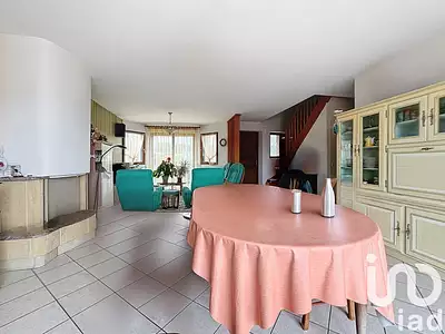 Maison, 146 m²