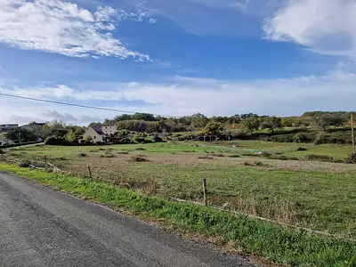 Terrain, 1 296 m²