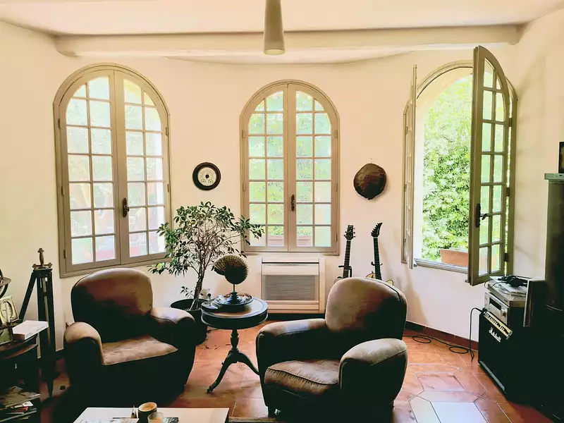 Maison, 236 m²