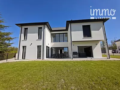 Maison, 210 m²
