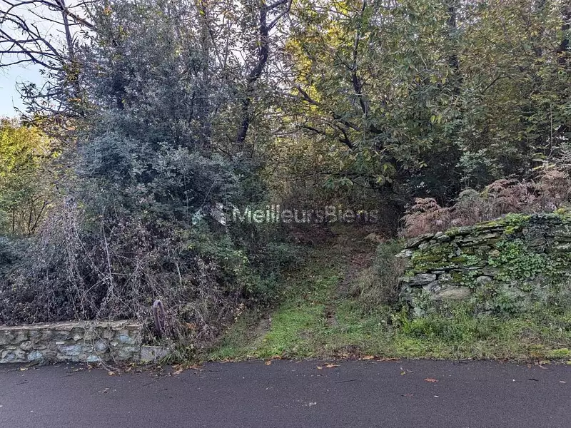 Terrain, 1 102 m²