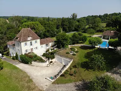 Maison, 295 m²