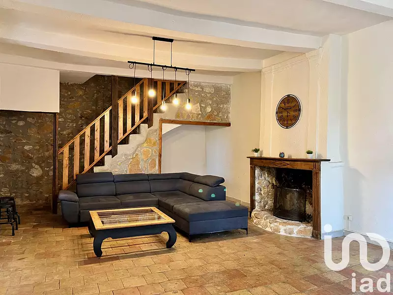 Immeuble, 719 m²