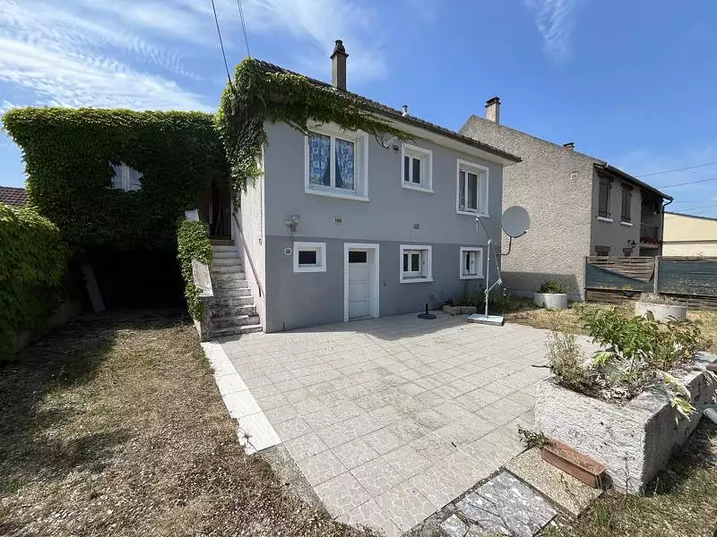 Maison, 84 m²