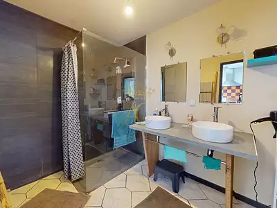 Maison, 157 m²