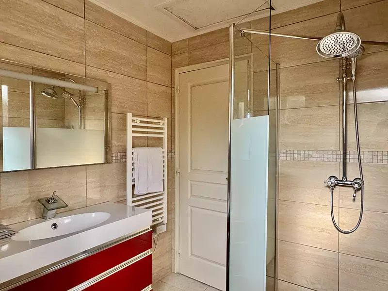Maison, 175 m²