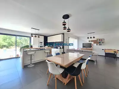 Maison, 118 m²