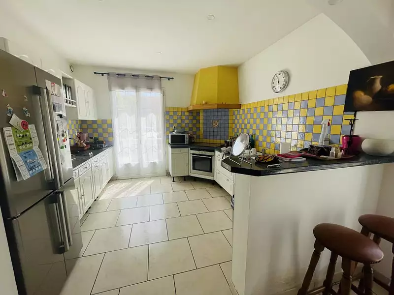 Maison, 232 m²