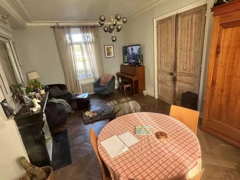 Maison, 145 m²