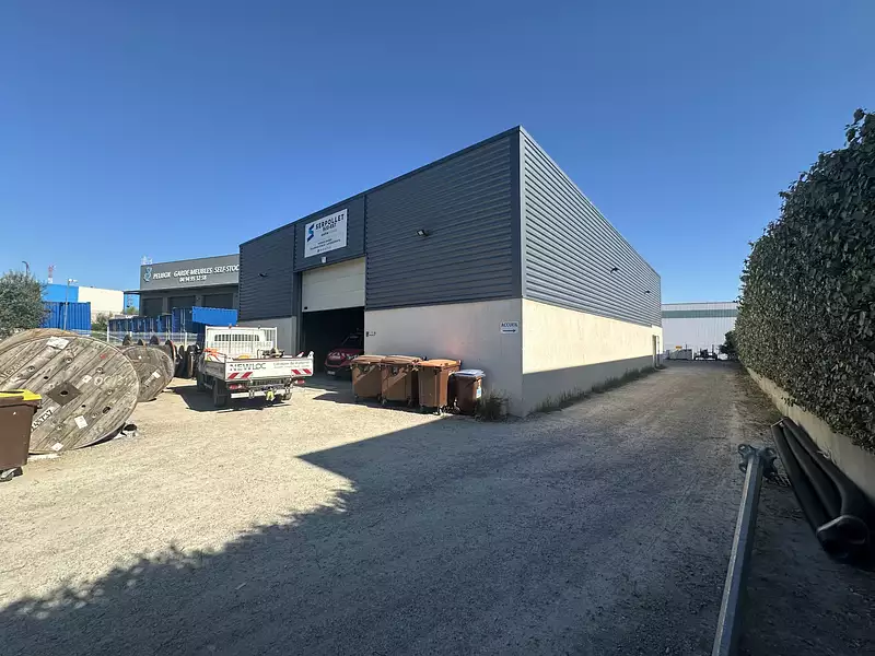 Divers, 425 m²