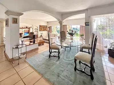 Maison, 352 m²
