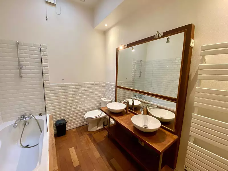 Maison, 208 m²