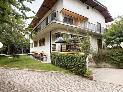 Maison, 261 m²