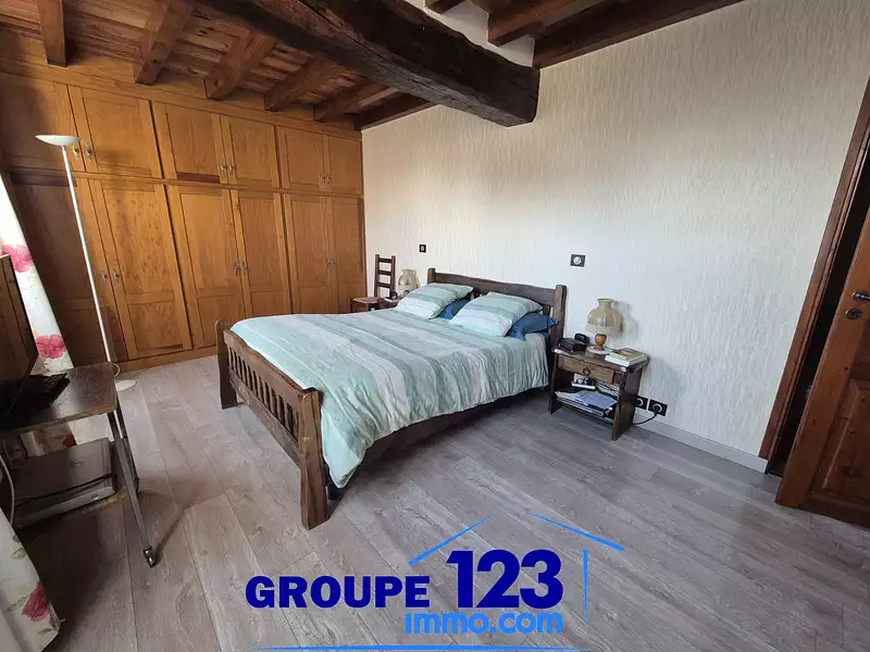 Maison, 207 m²