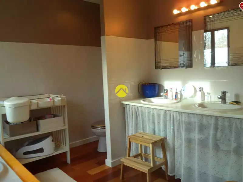 Maison, 159 m²