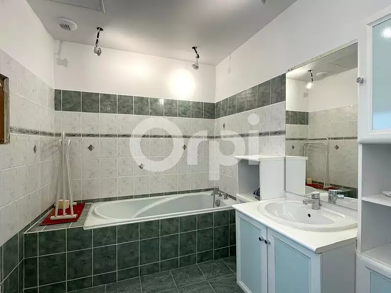 Maison, 84 m²
