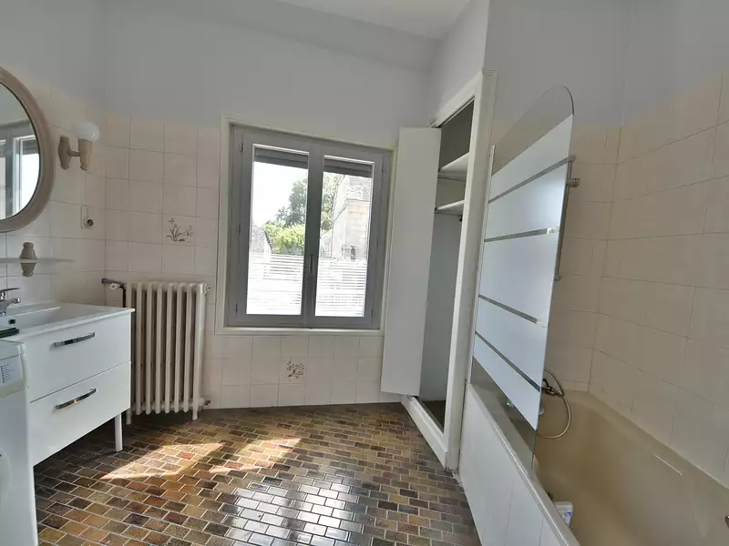 Immeuble, 150 m²