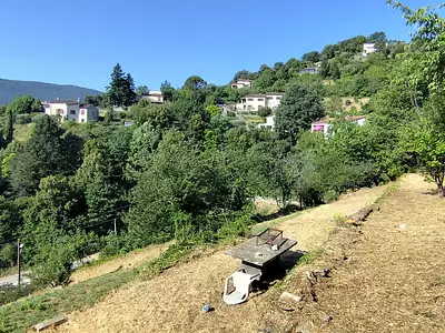 Terrain, 2 050 m²