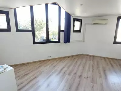 Immeuble, 140 m²