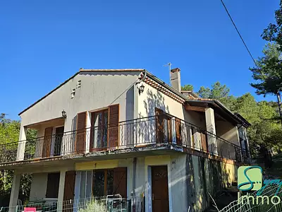 Maison, 190 m²