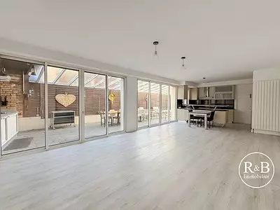 Maison, 207 m²