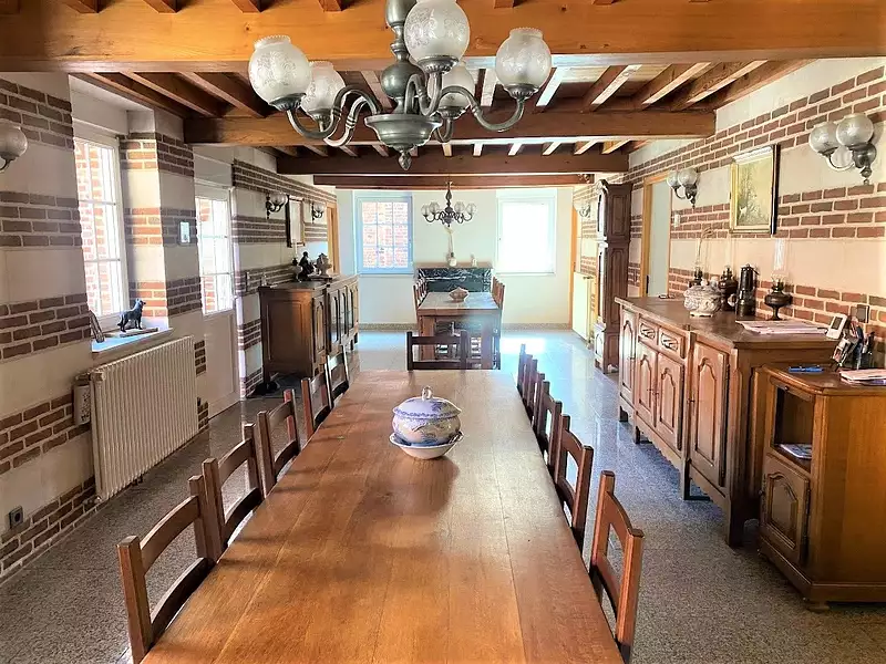 Maison, 270 m²