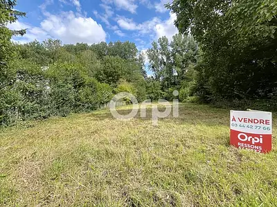 Terrain, 686 m²